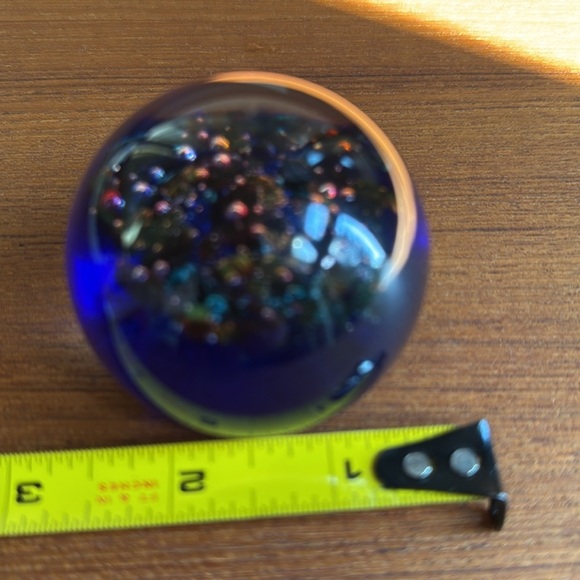 Robert held paperweight blue with multicoloured jewels, gorgeous - Picture 12 of 14